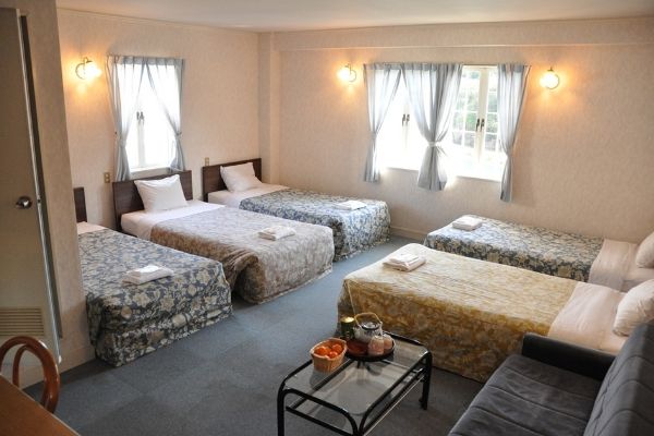 Shirahama Onsen Pension Pocket (Shirahama-cho)
